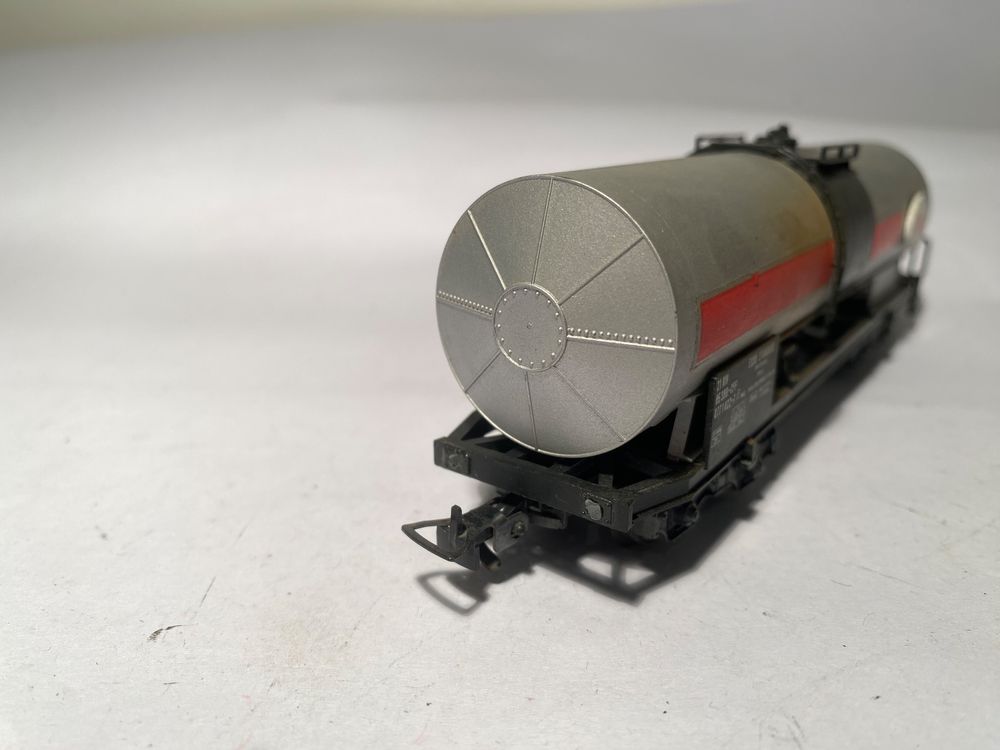 Doppelachsiger Tankwagen ESSO, DC-Achsen 4