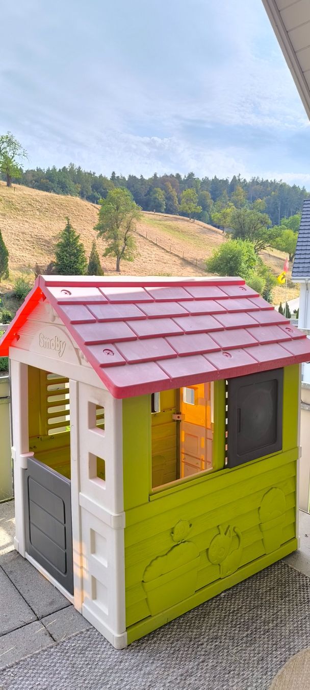 Smoby Spielhäuser: Smoby Spielhaus – Gebraucht aus Zweidlen von xp4