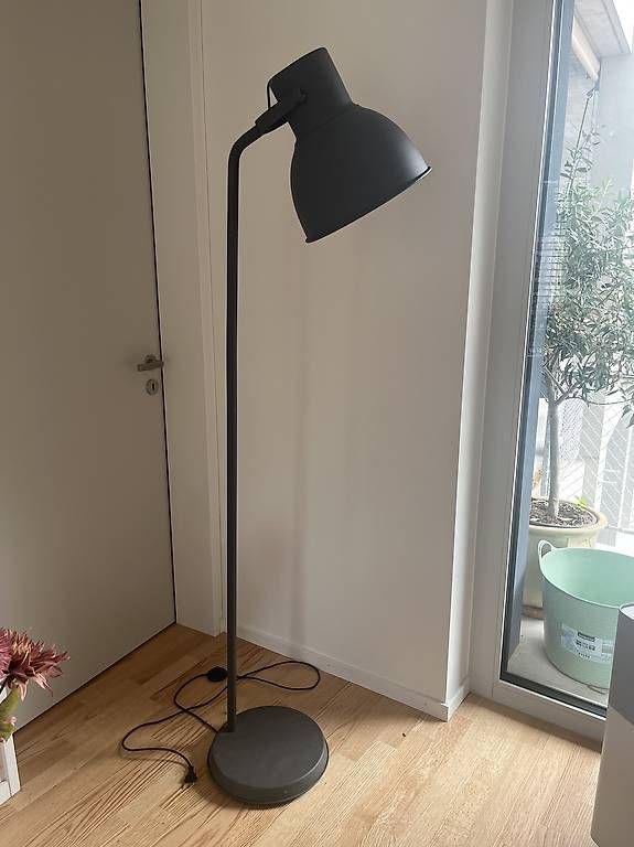 Ikea Lampade: Ikea Stehlampe Hektar – Usato da Zürich venduto da Mrstm4