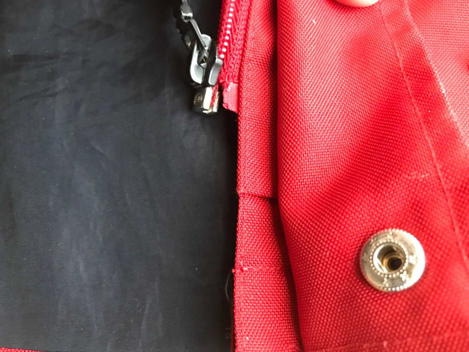 Timberland Giacche & Cappotti: Jacke mit Kapuze von TIMBERLAND Grösse 2 – Usato da Emmenbrücke venduto da Hathor123 6