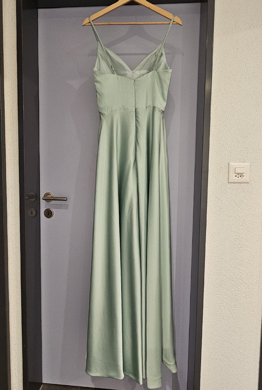 Vestiti: Salbeigrünes Abendkleid, Grösse 32 – Nuovo e nell'imballaggio originale da Eichberg venduto da Hildi1991 3