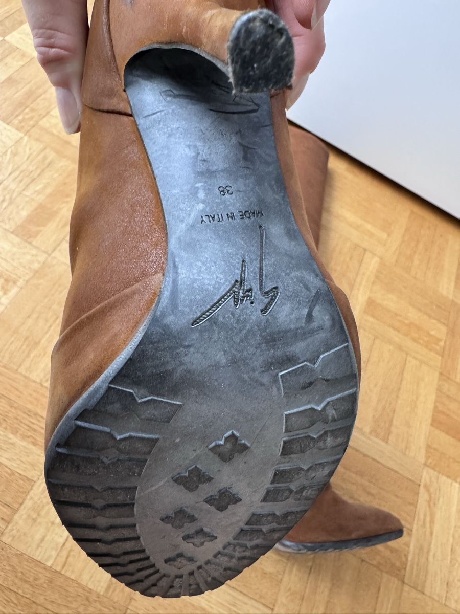 Zanotti Damenschuhe: Braune Giuseppe Zanotti Stiefel – Gebraucht aus Kilchberg ZH von bet_6frf 3