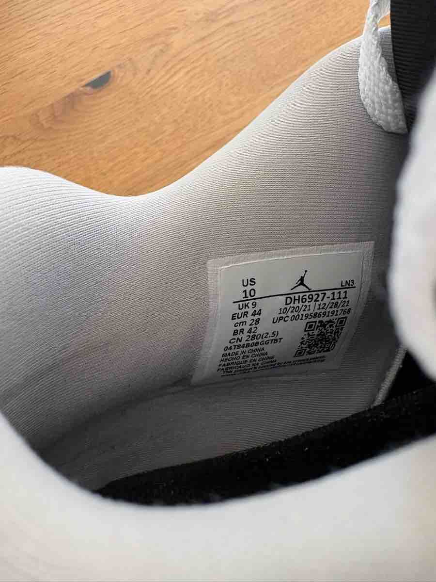 Jordan Scarpe da uomo: Jordan 4 Sneaker Grösse 44 – Nuovo (secondo la descrizione) da Mels venduto da bab_x66j 4