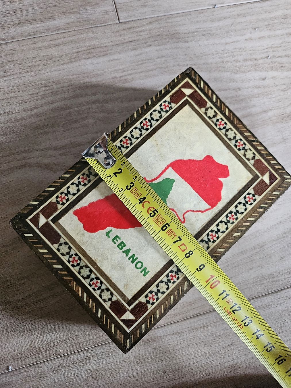 Dosen: Boîte en bois décorative - Souvenir du Liban – Gebraucht aus La Joux FR von car_ck96 7