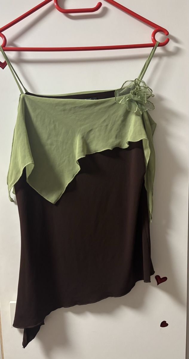 Tops: Y2k asymmetrical top – Neuf (Voir description) à Ettingen par capu3