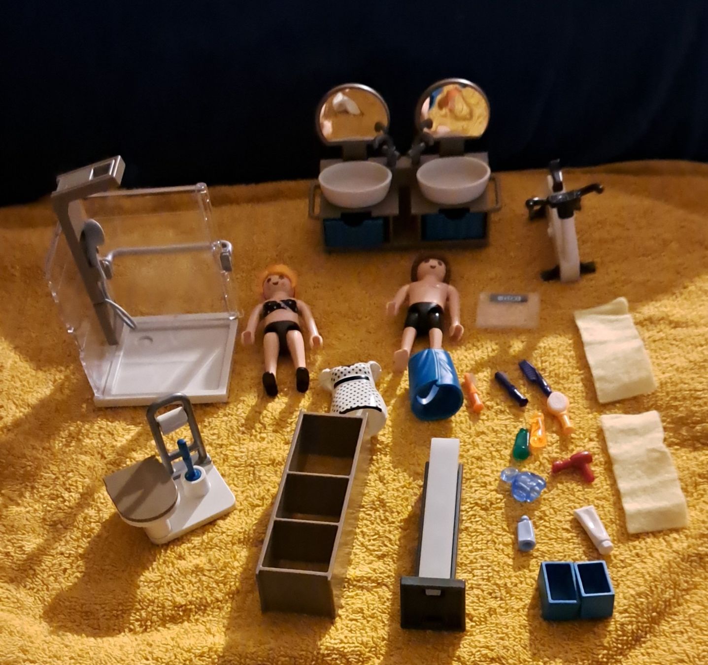 Statuette: Playmobil Badezimmer mit Dusche – Usato da Breitenbach venduto da Lucky0518 1