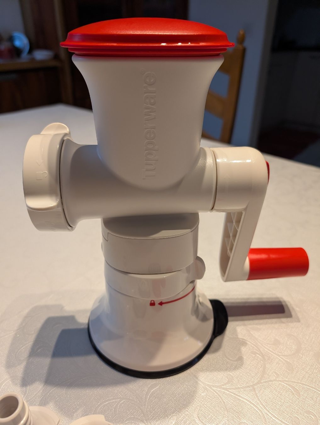 Tupperware Küchengeräte: Tupperware Fleischwolf Fusion Master  – Gebraucht aus Roggwil BE von FCM1974 1