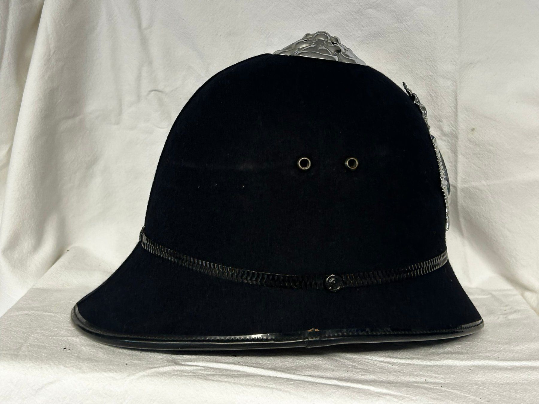 Uniformi: Bobbyhelm, Polizei, Cambrigeshire, Constabulary – Usato da Sarmenstorf venduto da zefplupo 2