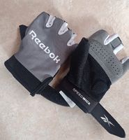 Reebok gym gloves 