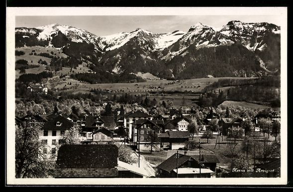 Cartes postales: AK Kerns, Ortsansicht mit Arvigrat – D'occasion à Berlin par bartko-reher
