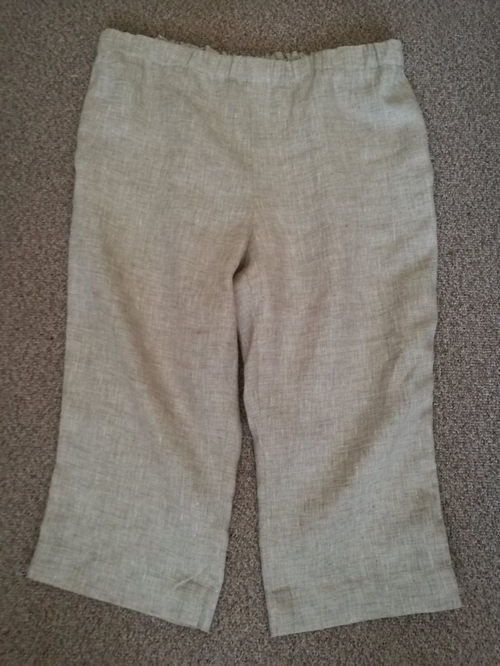Hosen: Damenhose kurz beige aus Leinen – Neu (gemäss Beschreibung) aus Horn von sonjamenzi 1