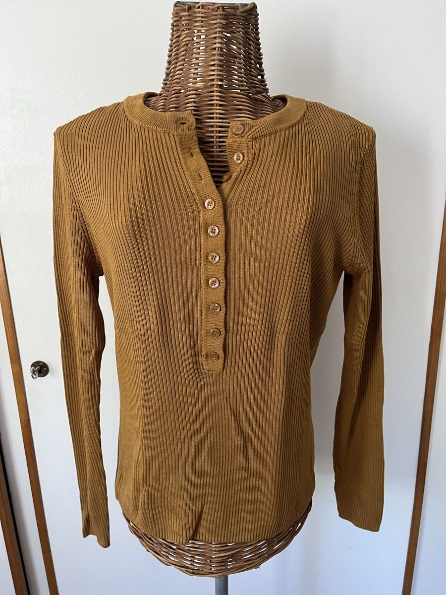 H&M Maglioni & Felpe: H&M geripptes Longsleeve Gr. L – Usato da Utzenstorf venduto da Ismaele 5