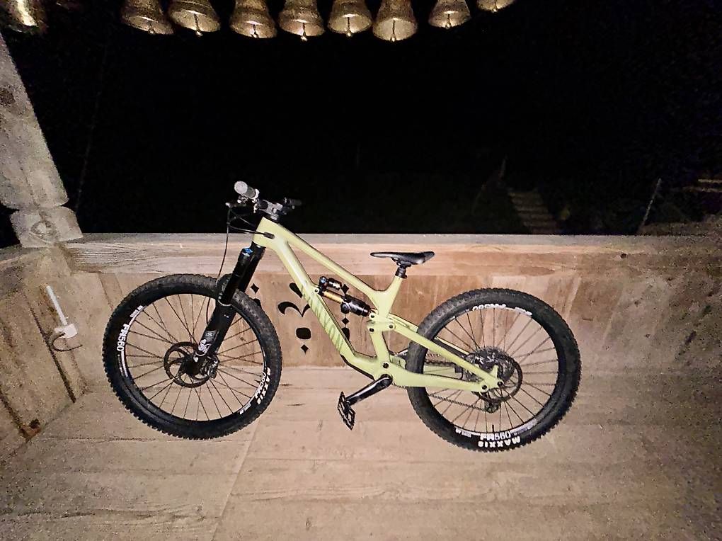 Velos: Canyon Torque Mullet CF 8 2022 – Gebraucht aus Sevelen von ue5 1