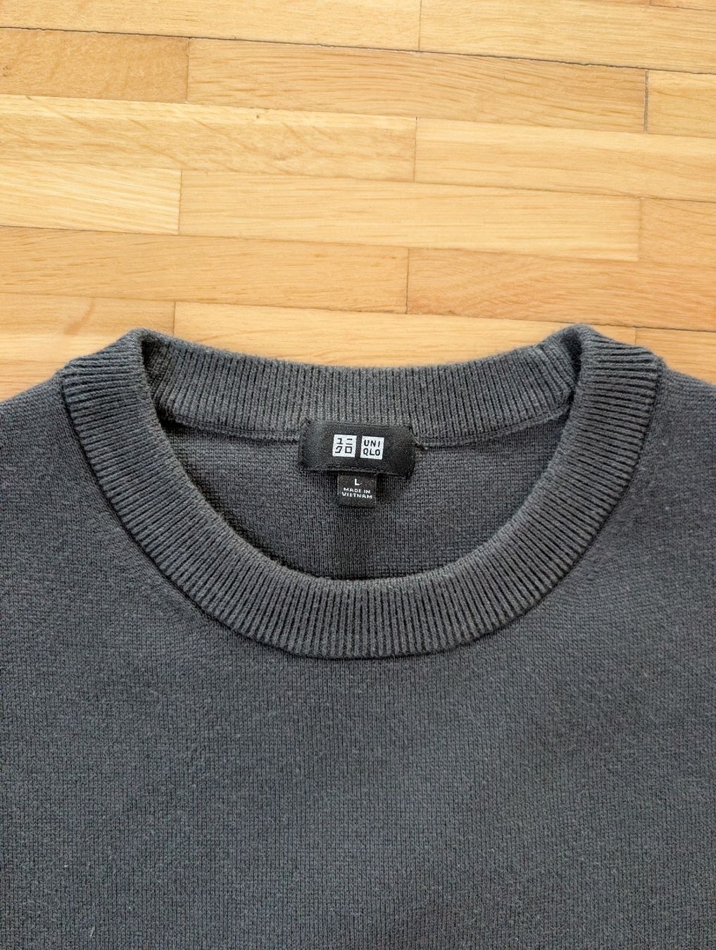 Uniqlo Pullover & Sweatshirts: UNIQULO Sweater – Gebraucht aus Zürich von mai_vc7s 1
