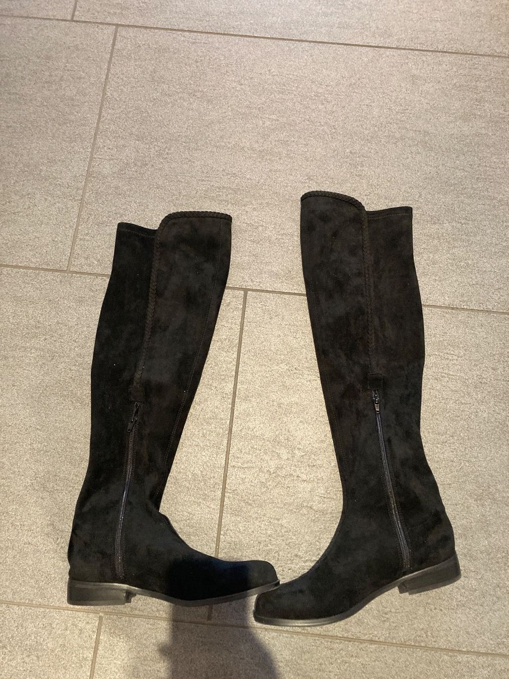 Damenschuhe: Wunderschöne Overknees Stiefel – Gebraucht aus Altendorf von nic_5fbv 1