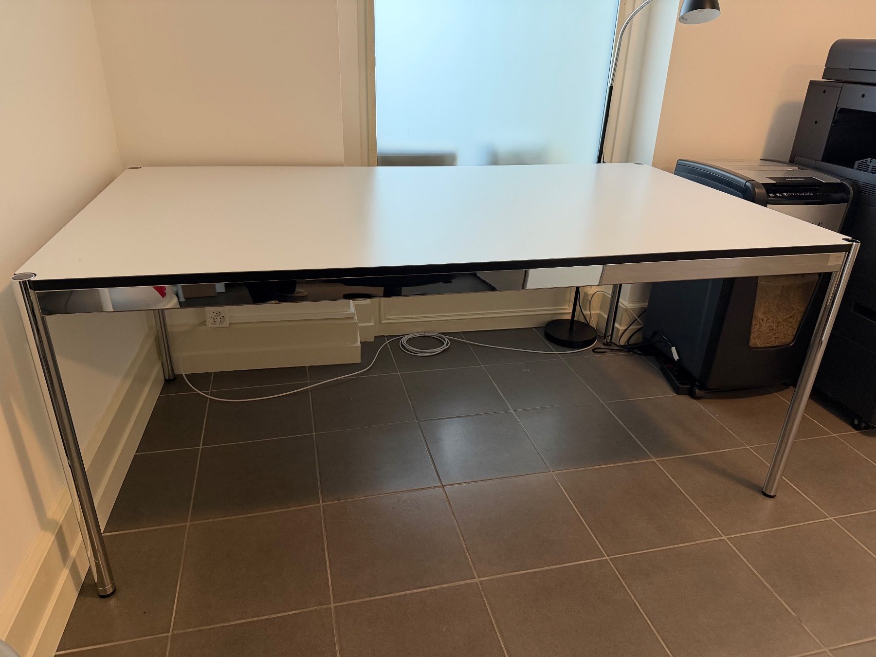 Tavoli: Table USM Haller 175 x 100 x 75 gris perle – Usato da Bulle venduto da mar_8dmy