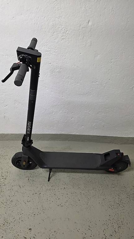 Scooters: E-Scooter Xiaomi 4 Lite (2. Gen) – Gebraucht aus Zürich von roh_zb5y