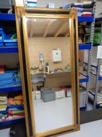 Grosser Spiegel mitFacettenschliff und spezielem Holzrahmen