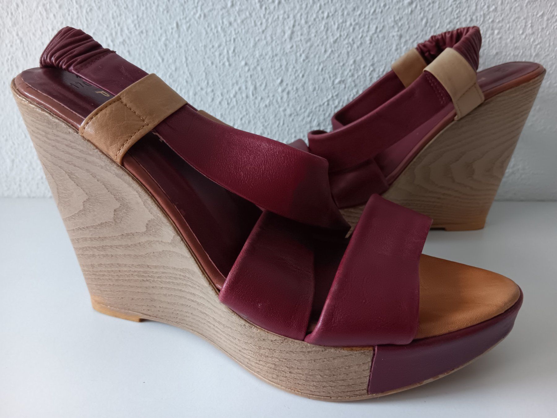 Scarpe da donna: PERRA Sandales / Sandalen pointure / Nummer 39 – Usato da Cossonay-ville venduto da Super-Price-Quality