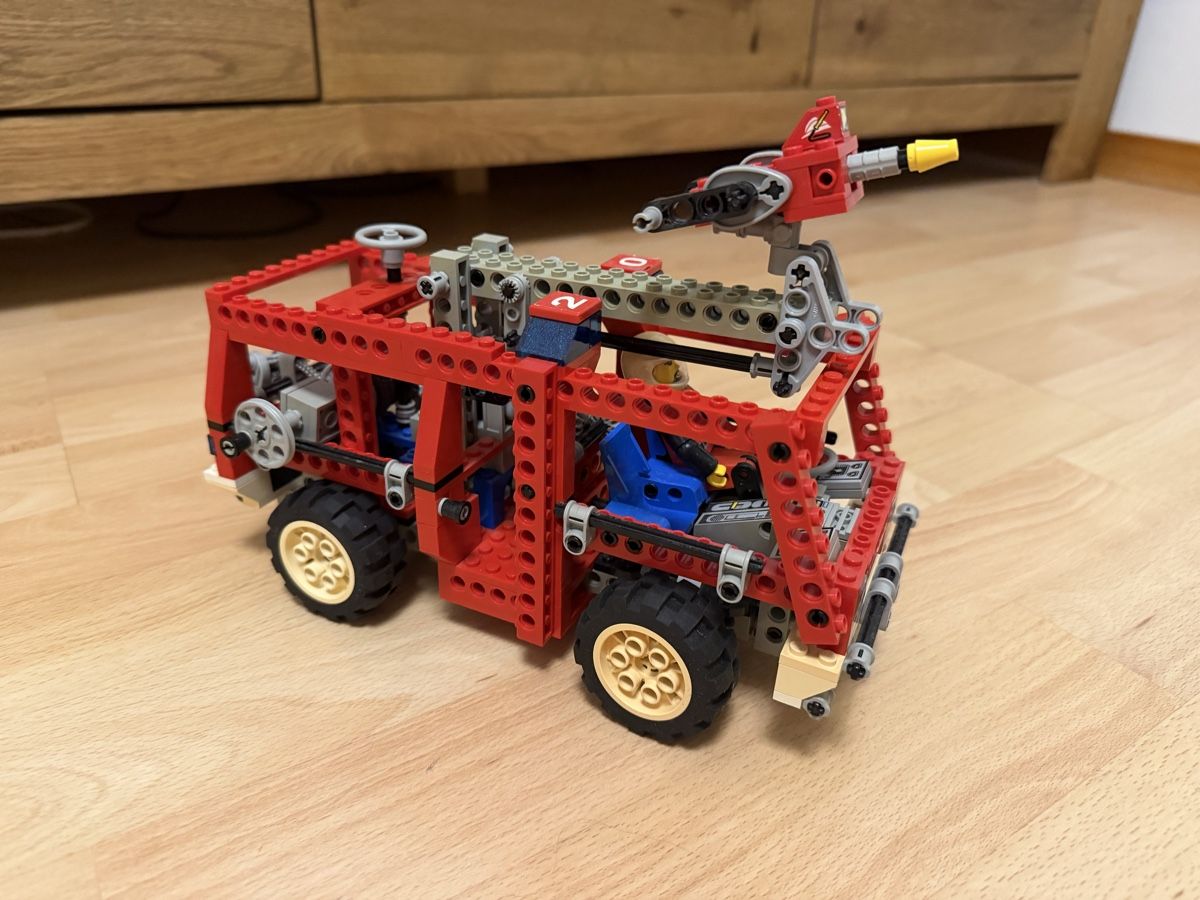 Lego Kit di costruzioni: LEGO Technic 8280 Fire Engine – Usato da Mirchel venduto da Hilal1994 2