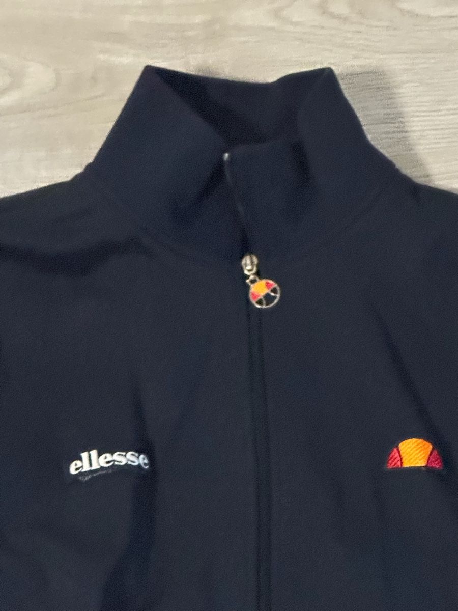 Ellesse Giacche: Ellesse Trainingsjacke, Gr. S, neuwertig – Usato da Zürich venduto da kri_hy6t 1