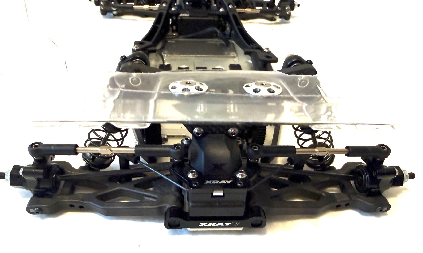 XRay RC Kits de montage: XRAY XB2 2025 ÉDITION CARPET – D'occasion à Yverdon-les-Bains par Fijo-rc 7
