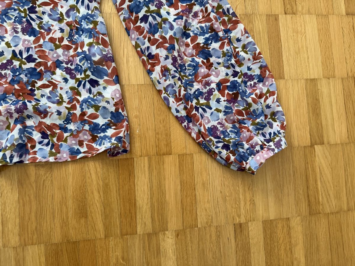 Vila Camicette: VILA Bluse Blumenmuster Gr. 34 (entapricht einer normalen 36 – Usato da Jona venduto da Good_luck_ 6