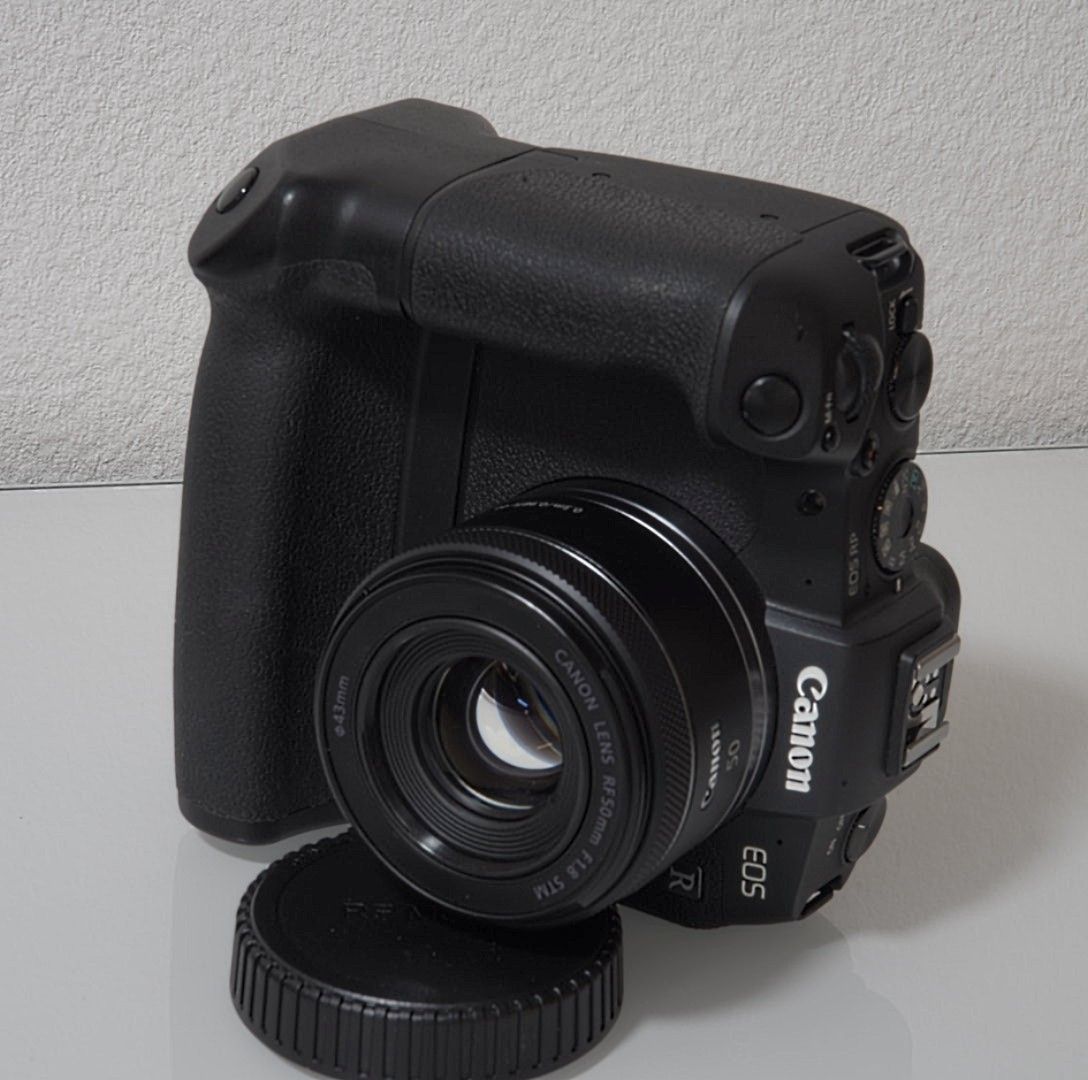 Canon Kamera: DAS perfekte Einsteiger Kit Canon EOS RP + 50 mm – Gebraucht aus Lausen von joellibelli