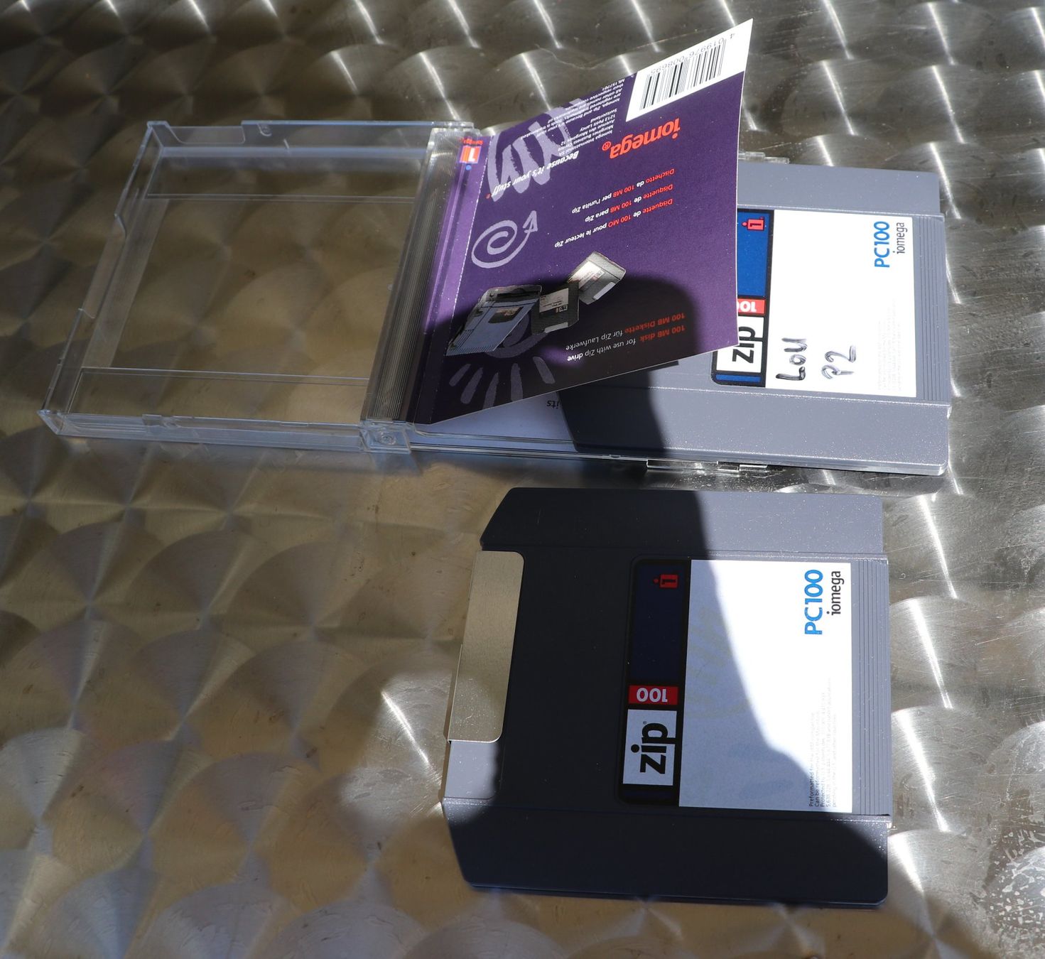 Dischi rigidi: IOMEGA ZIP 100 MB External Drive USB – Usato da Diepoldsau venduto da Hanskuster 3