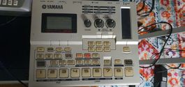 YAMAHA SU200 Sampler Rhythm Machine gebraucht