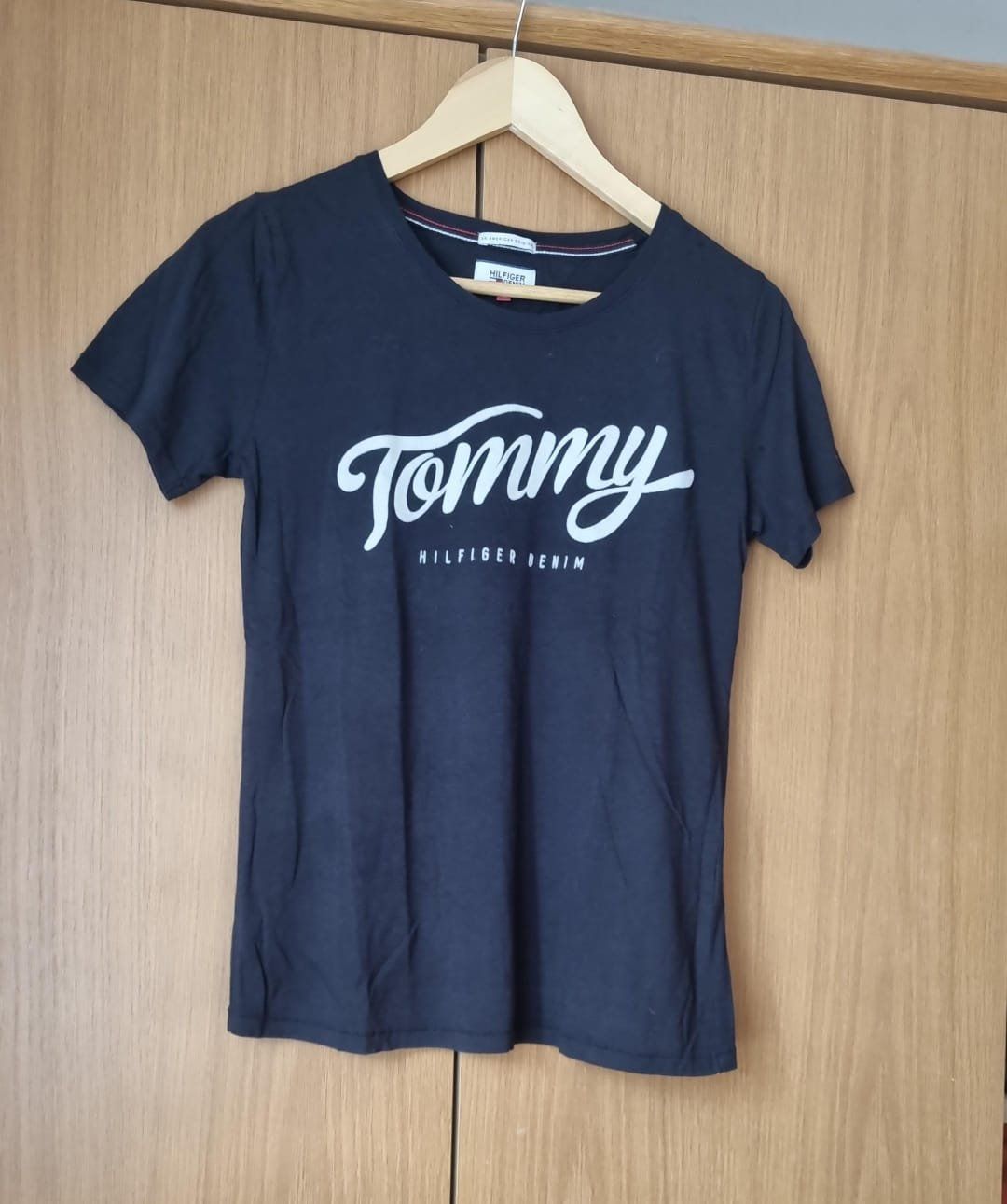 Tommy Hilfiger T-shirt: Maglietta Tommy Hilfiger – Usato da Cadenazzo venduto da man_9hnd 1