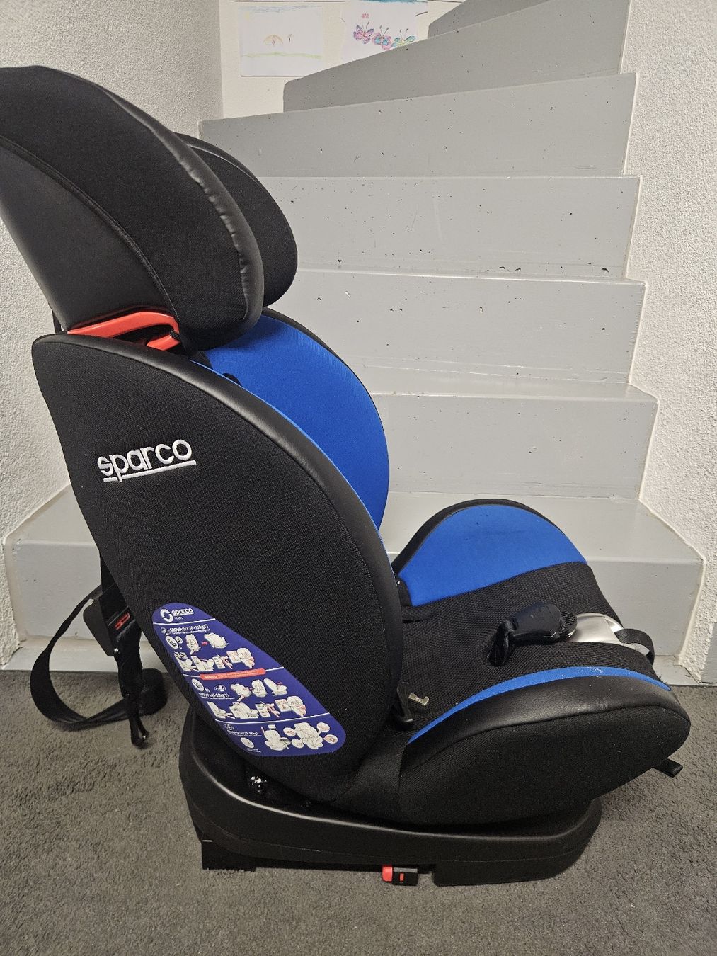 Sparco Sièges auto: Sparco Kindersitz blau – D'occasion à Attikon par is-f 3