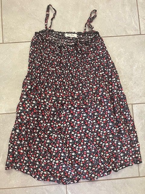 Robes et jupes: Trägerkleid Miss Aless – D'occasion à Aathal-Seegräben par daso03
