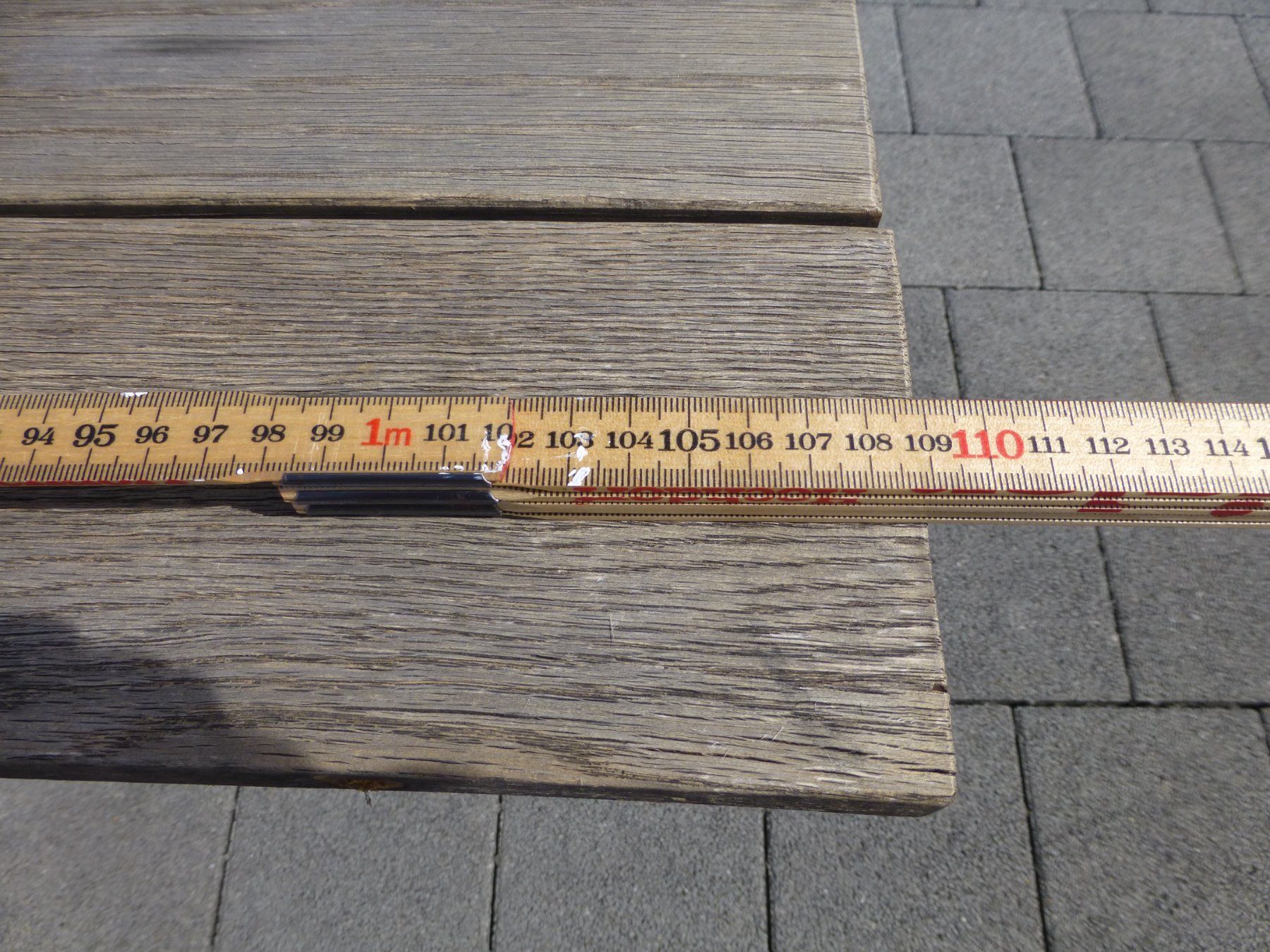 Tavoli: Gartentisch klappbar massiv Eiche – Usato da Hochdorf venduto da lunima 5