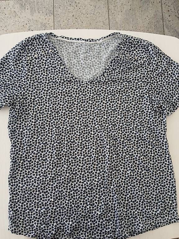 T-shirt: Shirt Gr. 38 – Usato da Flawil venduto da August023