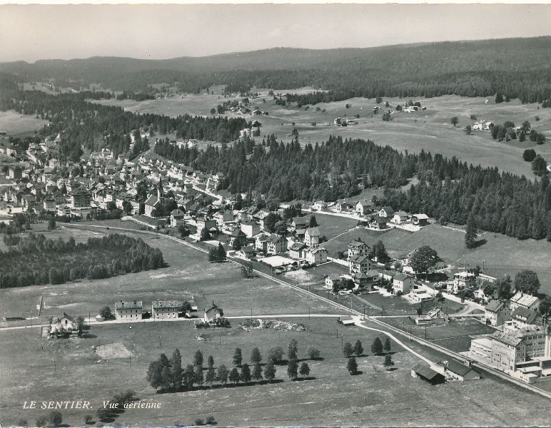 Cartoline postali: Le Sentier - vue Arienne + c1960 – Usato da Emmenbrücke venduto da teestube