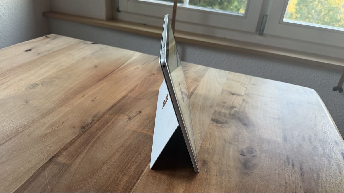Microsoft Notebook: Microsoft Surface Pro 7 (128 GB) – Usato da Rehetobel venduto da ZM81 2