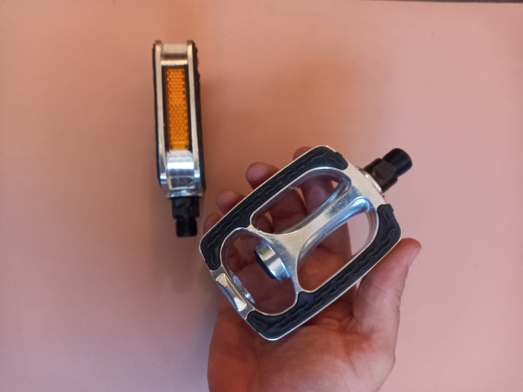 Ersatzteile: Fahrradpedale aus Aluminium - Pédales de vélo en aluminium – Neu und originalverpackt aus Bremblens von SHOPSPORT 4