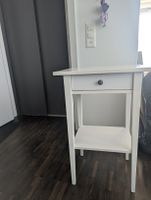 Nachttisch / Beistelltisch HEMNES Ikea