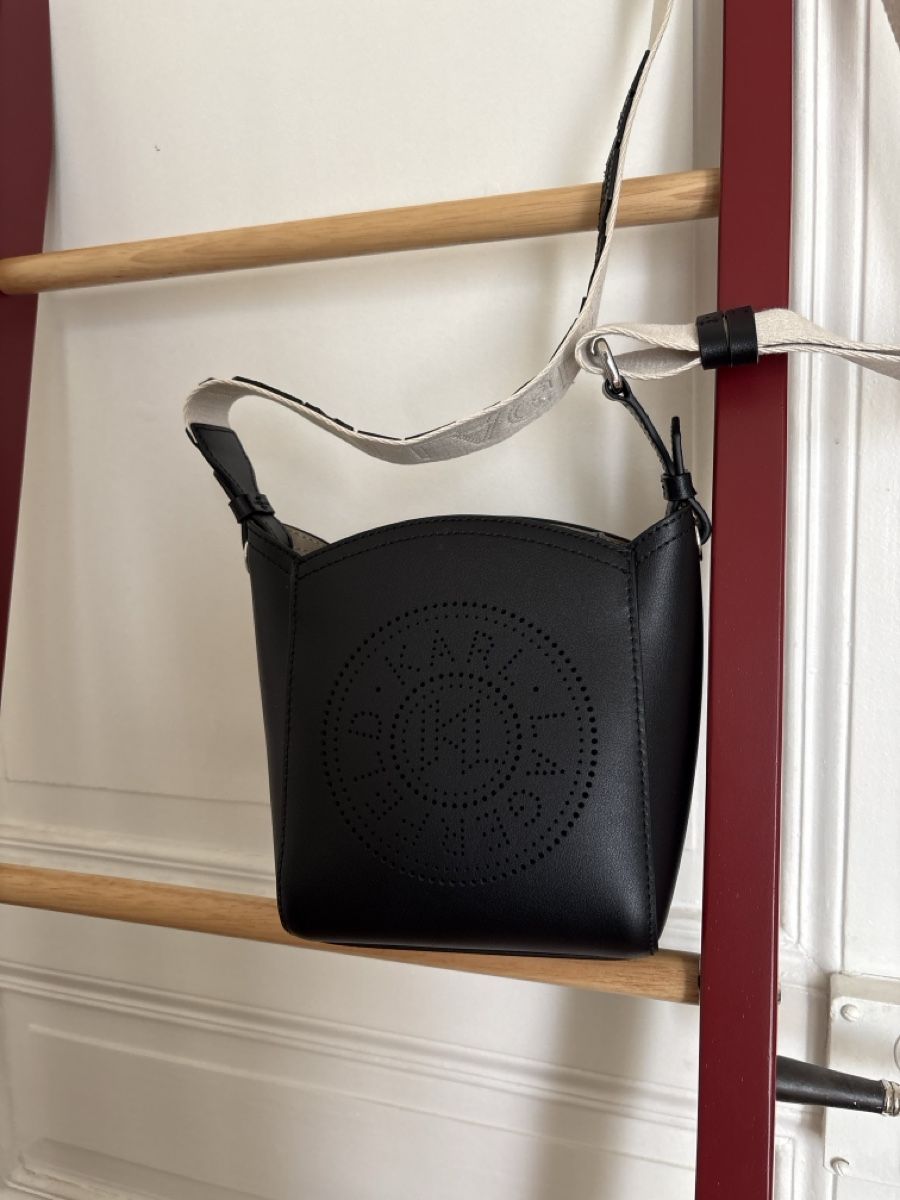 Karl Lagerfeld Borse da donna: Borsa Karl Lagerfeld nera , perfetta per – Nuovo (secondo la descrizione) da Cernier venduto da dec_2xwb