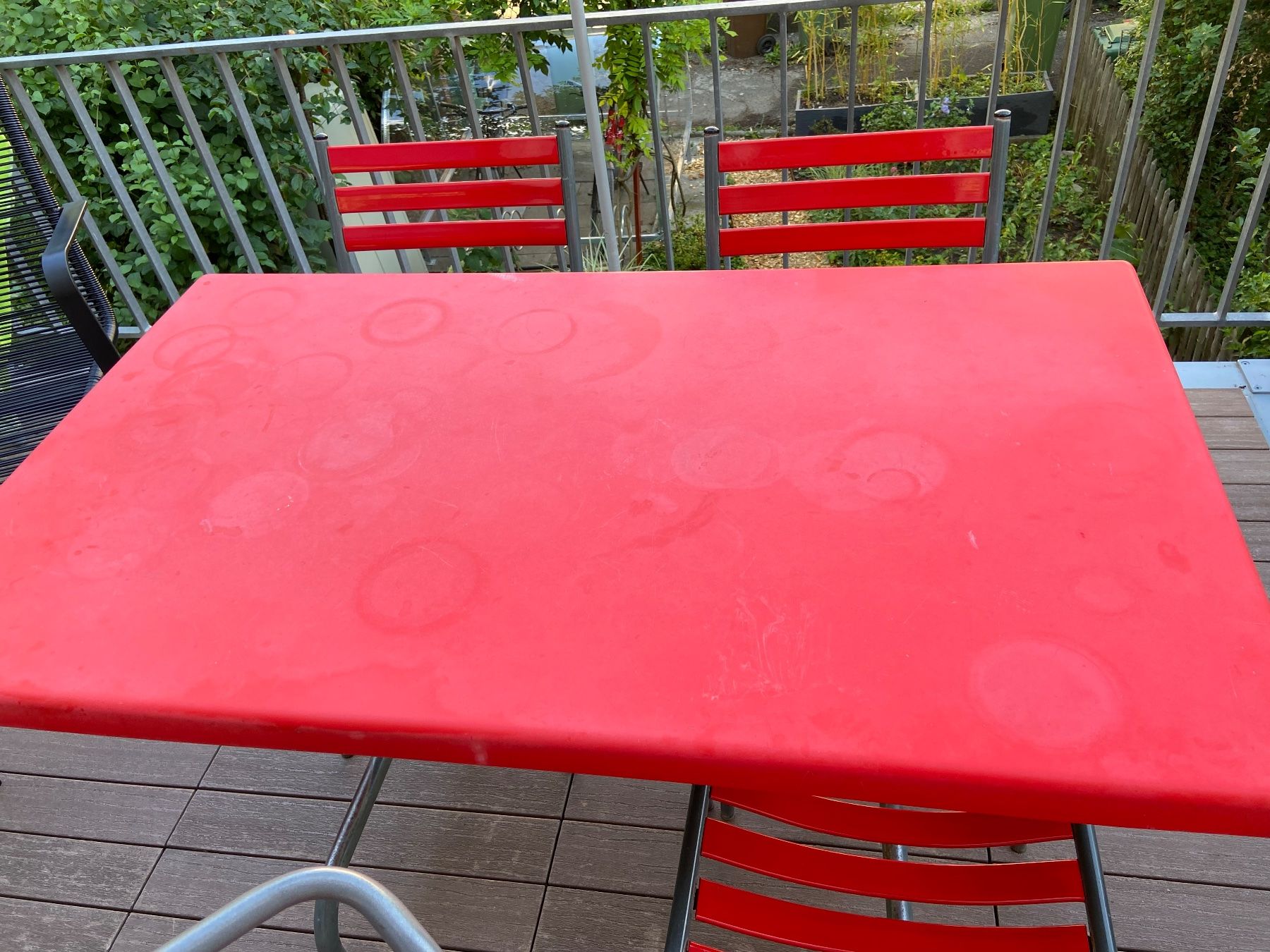 Bigla Tavoli: Super Gartentisch rot – Usato da Zürich venduto da carolinev1 1