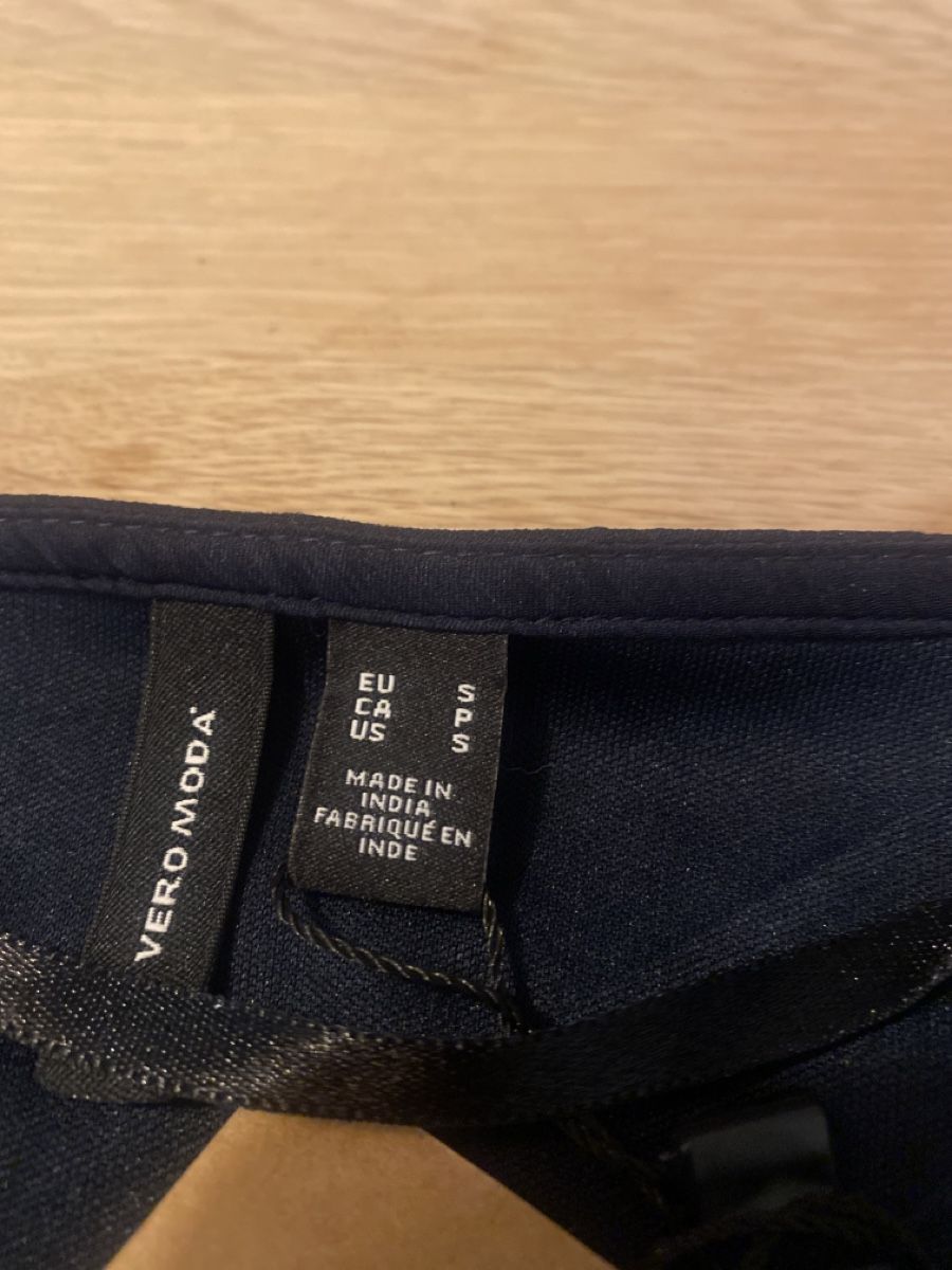 Vero Moda Tops: Vero Moda Top – Neuf avec emballage d'origine à Zürich par maferv_23 1