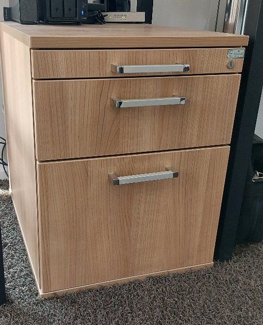 Livique Eléments de bureau: Rollcontainer/Korpus, Buche Optik, 3 Schubladen – D'occasion à Altendorf par Markus049