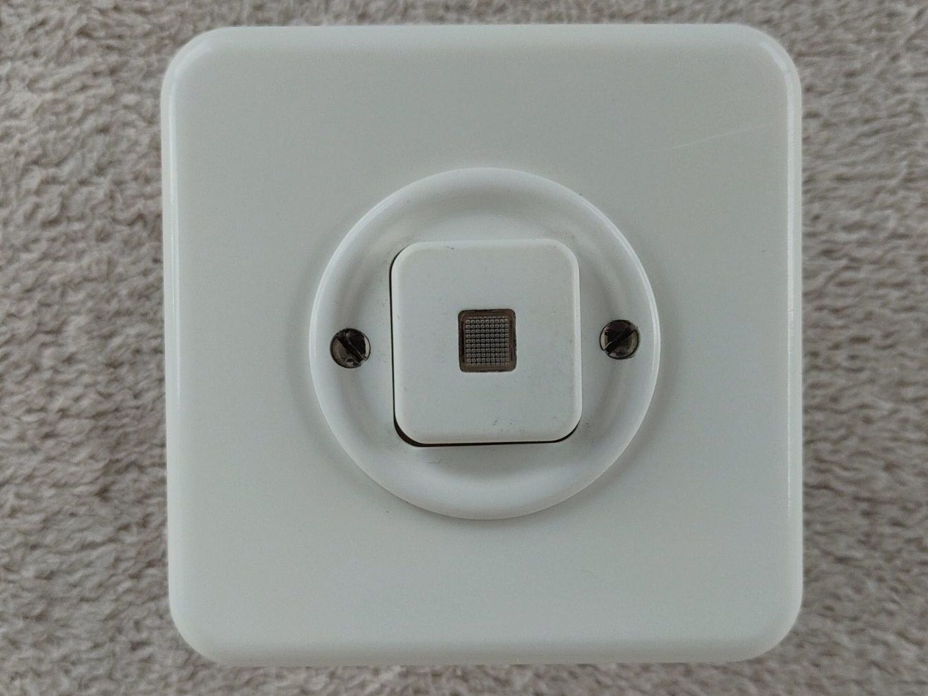 Feller Schalter: Energiesparschalter AW23-UP – Neu (gemäss Beschreibung) aus Strengelbach von Phorensic_30