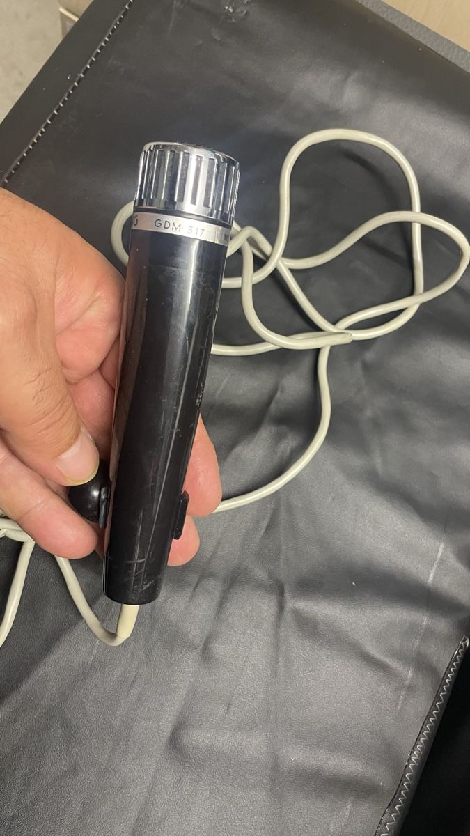 Grundig Mikrofone: Microphone Grundig – Gebraucht aus Muri AG von Briefmarke-Schweiz 3