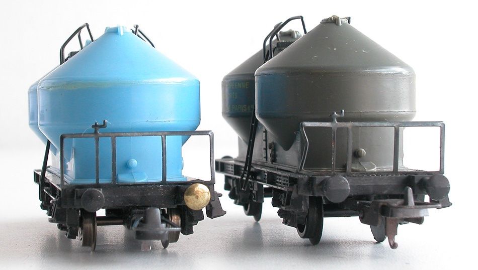 Lima Modellini di ferrovie: Lima 2 Behälterwagen der FS/SNCF Spur H0 – Usato da Oberwil BL venduto da Klang 3