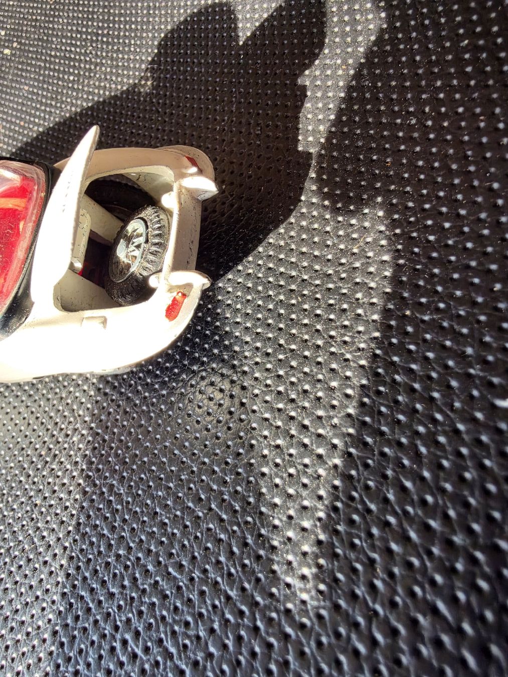 Jaguar Modellini d'auto: Modellauto Tekno Jaguar E-Type weiss gebrauchter Zustand – Usato da Mörigen venduto da Clio111 7