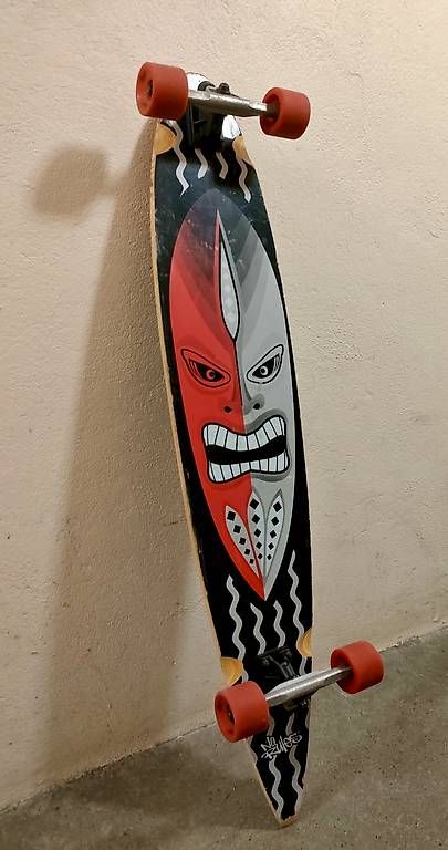 Skateboards: Longboard rouge et noir  – Gebraucht aus Renens VD von lptvs_22 1