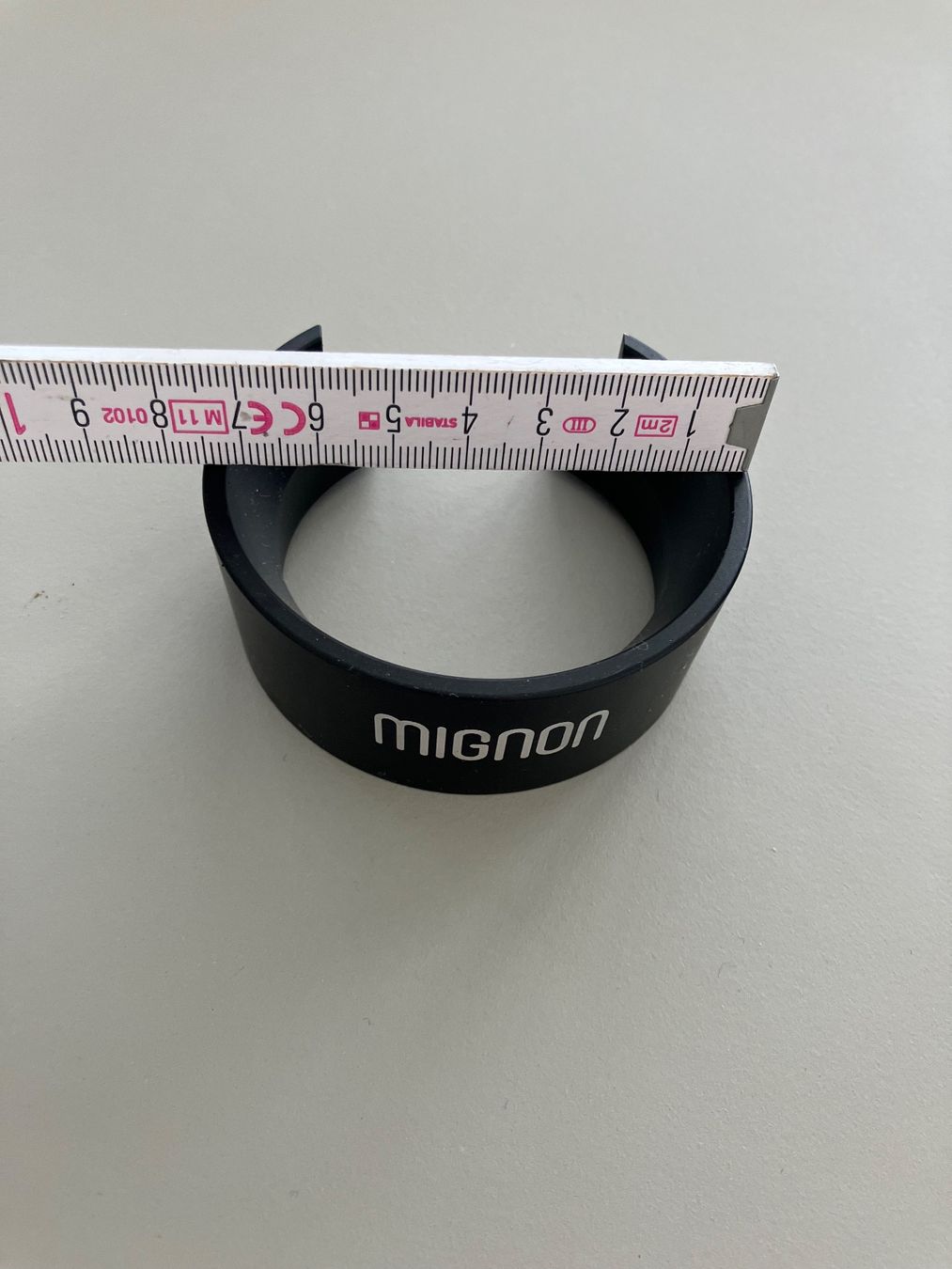 Altri elettrodomestici e apparecchi d’epoca: Eureka Mignon Pulvertrichter/Dosing Funnel, magnetisch, Alu – Usato da Zürich venduto da mnnw 6