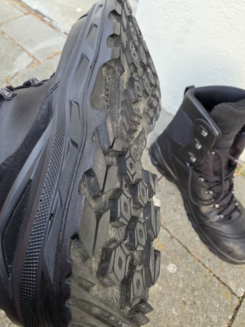 Lowa Scarpe da uomo: Lowa Seeker 2 GTX High 43 schwarz – Usato da Mittelhäusern venduto da krasty02 3